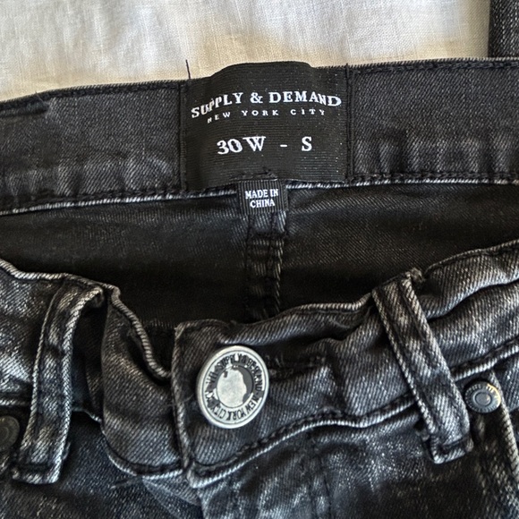 Supply & Demand Black Distressed Skinny Jeans 30/31 - Picture 6 of 12